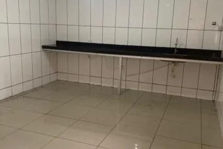 Casa para alugar com 90m², 2 quartos e sem vaga