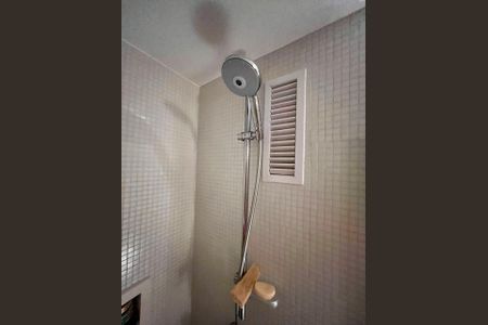 Apartamento à venda com 140m², 2 quartos e 4 vagasBanheiro da Suíte