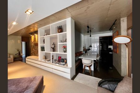 Apartamento à venda com 140m², 2 quartos e 4 vagasSala de Estar