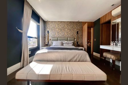 Apartamento à venda com 140m², 2 quartos e 4 vagasSuíte