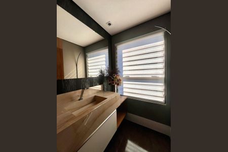 Apartamento à venda com 140m², 2 quartos e 4 vagasLavabo