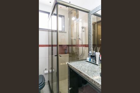 Apartamento à venda com 106m², 3 quartos e 1 vaga Apartamento à venda com 106m², 3 quartos e 1 vagaBanheiro Social