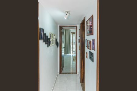 Apartamento à venda com 106m², 3 quartos e 1 vaga Apartamento à venda com 106m², 3 quartos e 1 vagaCorredor