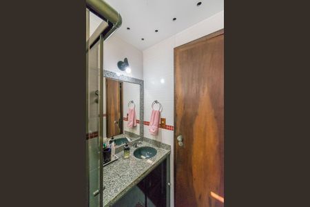 Apartamento à venda com 106m², 3 quartos e 1 vaga Apartamento à venda com 106m², 3 quartos e 1 vagaBanheiro Social