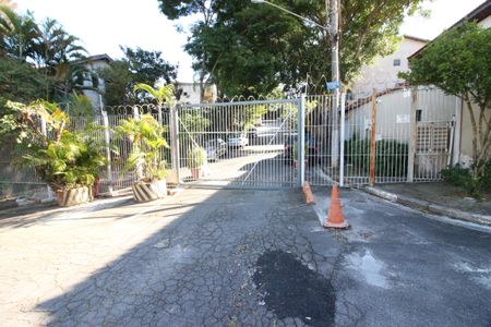 Casa à venda com 160m², 3 quartos e 8 vagasFachada