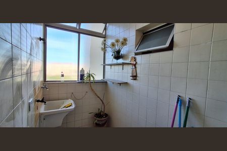 Apartamento à venda com 70m², 3 quartos e 1 vagaÁrea de Serviço