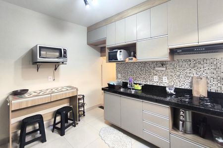 Casa à venda com 95m², 2 quartos e 2 vagasCozinha