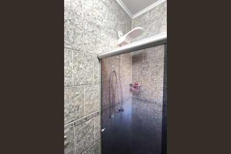 Casa à venda com 95m², 2 quartos e 2 vagasBanheiro da Suíte