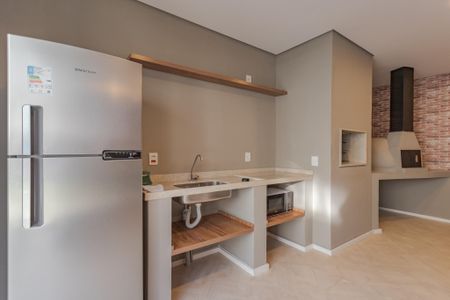 Apartamento para alugar com 44m², 2 quartos e 1 vaga Apartamento para alugar com 44m², 2 quartos e 1 vagaÁrea comum - Salão de festas