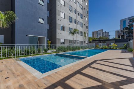 Apartamento para alugar com 44m², 2 quartos e 1 vaga Apartamento para alugar com 44m², 2 quartos e 1 vagaÁrea comum - Piscina