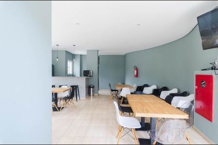 Apartamento à venda com 80m², 2 quartos e 1 vaga Apartamento à venda com 80m², 2 quartos e 1 vagaÁrea comum - Salão de festas