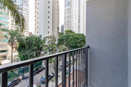 Apartamento à venda com 26m², 1 quarto e sem vaga Apartamento à venda com 26m², 1 quarto e sem vagaVaranda