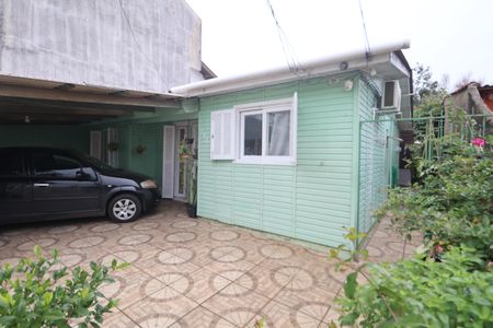 Casa à venda com 100m², 4 quartos e 2 vagasÁrea externa