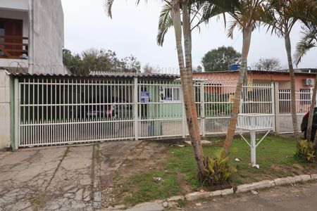 Casa à venda com 100m², 4 quartos e 2 vagasFachada