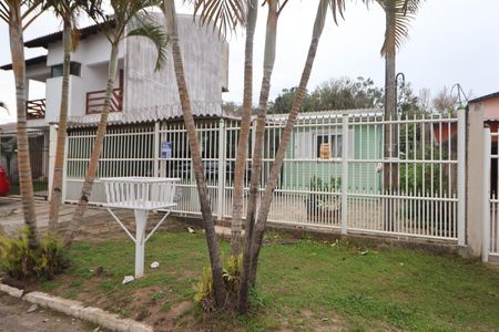 Casa à venda com 100m², 4 quartos e 2 vagasFachada