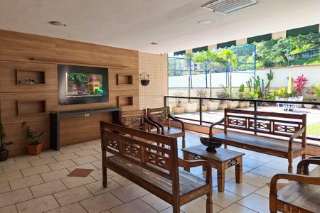 Apartamento à venda com 70m², 3 quartos e 1 vaga Apartamento à venda com 70m², 3 quartos e 1 vagaÁrea comum