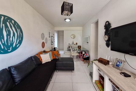 Apartamento à venda com 70m², 3 quartos e 1 vaga Apartamento à venda com 70m², 3 quartos e 1 vagaSala