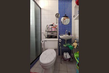 Apartamento à venda com 70m², 3 quartos e 1 vaga Apartamento à venda com 70m², 3 quartos e 1 vagaBanheiro da Suíte