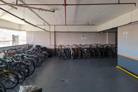 Apartamento à venda com 70m², 3 quartos e 1 vaga Apartamento à venda com 70m², 3 quartos e 1 vagaÁrea comum