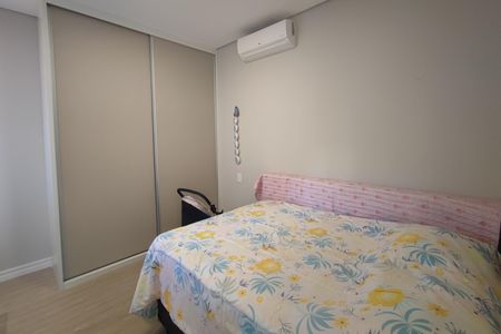 Casa de condomínio à venda com 340m², 4 quartos e 4 vagas Casa de condomínio à venda com 340m², 4 quartos e 4 vagasQuarto Suíte 3