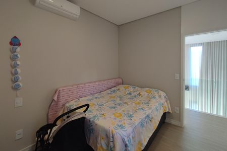 Casa de condomínio à venda com 340m², 4 quartos e 4 vagas Casa de condomínio à venda com 340m², 4 quartos e 4 vagasQuarto Suíte 3