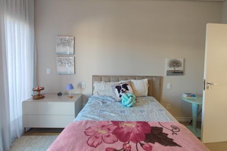 Casa de condomínio à venda com 340m², 4 quartos e 4 vagas Casa de condomínio à venda com 340m², 4 quartos e 4 vagasQuarto Suíte