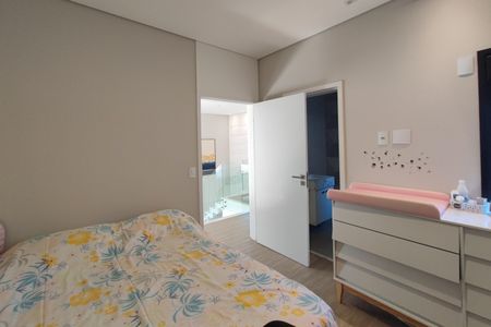 Casa de condomínio à venda com 340m², 4 quartos e 4 vagas Casa de condomínio à venda com 340m², 4 quartos e 4 vagasQuarto Suíte 3
