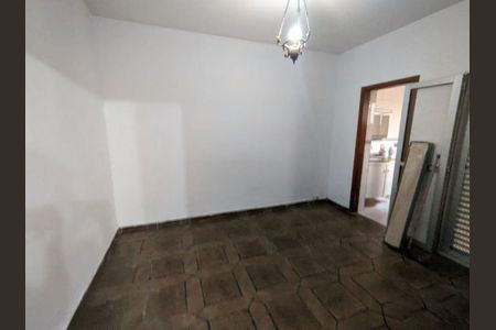 Casa para alugar com 280m², 2 quartos e 2 vagasQuarto