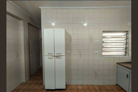 Casa para alugar com 280m², 2 quartos e 2 vagasCozinha
