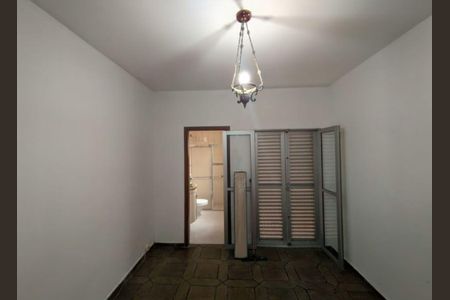 Casa para alugar com 280m², 2 quartos e 2 vagasQuarto