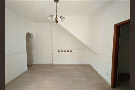 Casa para alugar com 280m², 2 quartos e 2 vagasSala