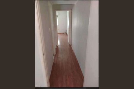 Casa para alugar com 300m², 2 quartos e 2 vagas Casa para alugar com 300m², 2 quartos e 2 vagasCorredor