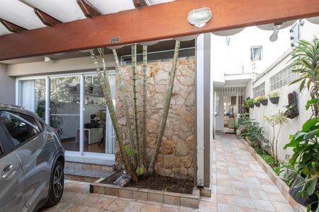 Casa à venda com 156m², 3 quartos e 2 vagasGaragem