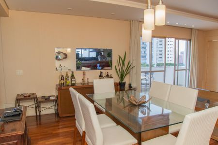 Apartamento à venda com 148m², 3 quartos e 3 vagasSala de Jantar