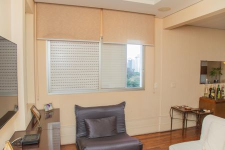 Apartamento à venda com 148m², 3 quartos e 3 vagasSala 2