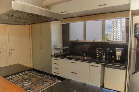 Apartamento à venda com 148m², 3 quartos e 3 vagasCozinha