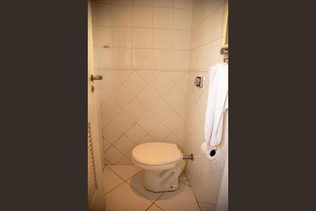 Apartamento à venda com 148m², 3 quartos e 3 vagasBanheiro de serviço