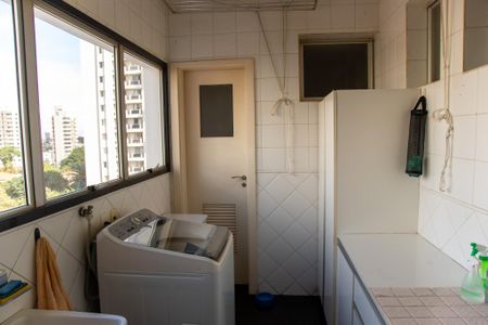 Apartamento à venda com 148m², 3 quartos e 3 vagasÁrea de Serviço