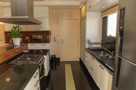 Apartamento à venda com 148m², 3 quartos e 3 vagasCozinha
