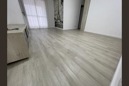 Apartamento à venda com 66m², 2 quartos e 1 vagaFoto 01