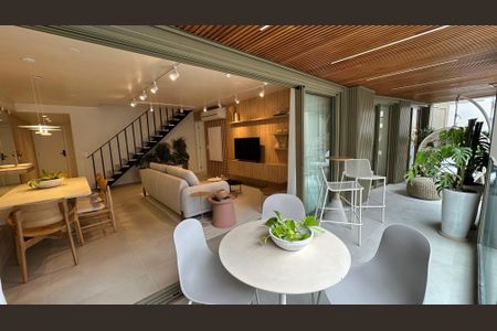 Apartamento à venda com 265m², 4 quartos e 2 vagas Apartamento à venda com 265m², 4 quartos e 2 vagasVaranda da Sala