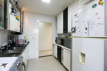 Apartamento à venda com 59m², 2 quartos e 1 vagaCozinha - Armários