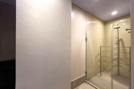 Apartamento à venda com 267m², 4 quartos e 4 vagas Apartamento à venda com 267m², 4 quartos e 4 vagasÁrea comum - Sauna