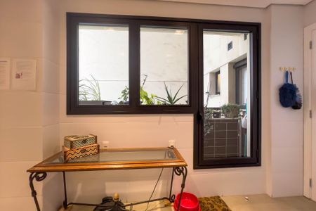 Apartamento à venda com 267m², 4 quartos e 4 vagas Apartamento à venda com 267m², 4 quartos e 4 vagasÁrea de serviço