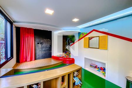 Apartamento à venda com 267m², 4 quartos e 4 vagas Apartamento à venda com 267m², 4 quartos e 4 vagasÁrea comum - Brinquedoteca