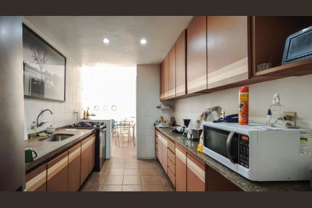 Apartamento à venda com 149m², 3 quartos e 1 vaga Apartamento à venda com 149m², 3 quartos e 1 vagaCozinha