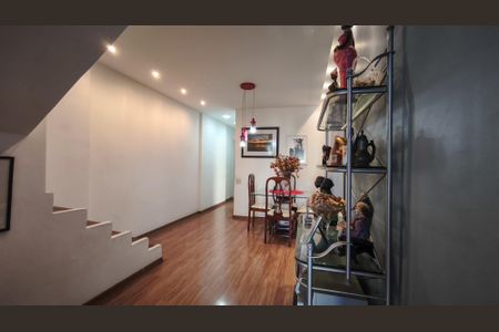 Apartamento à venda com 149m², 3 quartos e 1 vaga Apartamento à venda com 149m², 3 quartos e 1 vagaSala