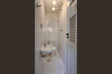 Apartamento à venda com 149m², 3 quartos e 1 vaga Apartamento à venda com 149m², 3 quartos e 1 vagaBanheiro de serviço