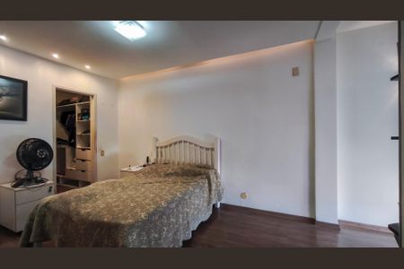 Apartamento à venda com 149m², 3 quartos e 1 vaga Apartamento à venda com 149m², 3 quartos e 1 vagaSuíte