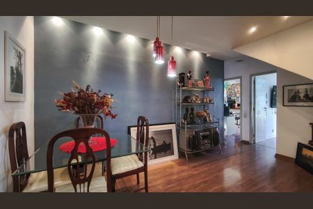 Apartamento à venda com 149m², 3 quartos e 1 vaga Apartamento à venda com 149m², 3 quartos e 1 vagaSala